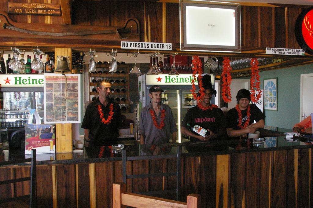Santos Express Hostel Mossel Bay Ngoại thất bức ảnh