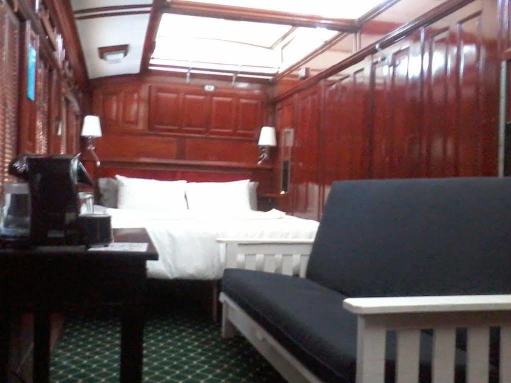 Santos Express Hostel Mossel Bay Ngoại thất bức ảnh